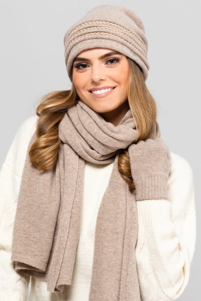 Beautiful winter hat for women, Tennesse