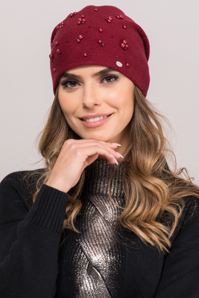 Beau chapeau d'hiver pour femmes, Terassa